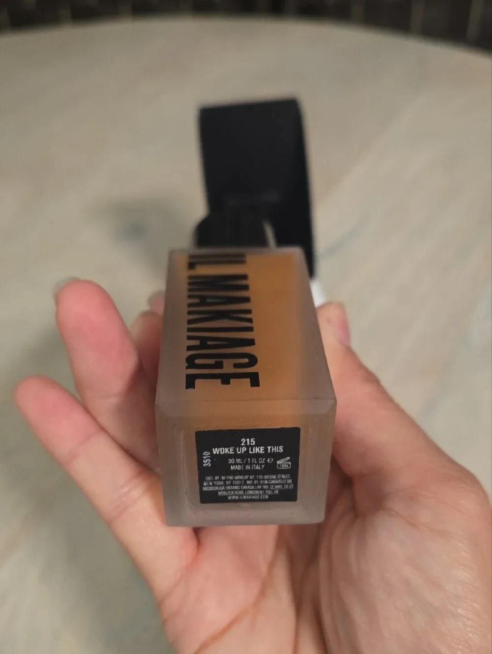 NIB IL MAKIAGE Woke Up Like This Foundation - Shade 215 Deep Neutral